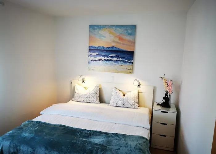 Mala Vala #1 - Seeview - 80 Qm - 2 Sz - 4 Pers Apartment Trogir